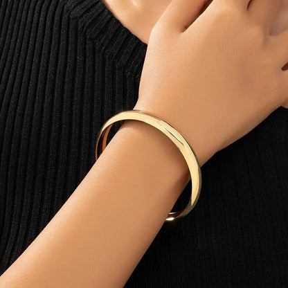 Classic Chic Bangle