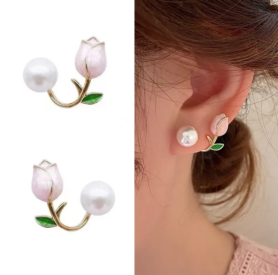 Elegant Tulip Stud Earrings